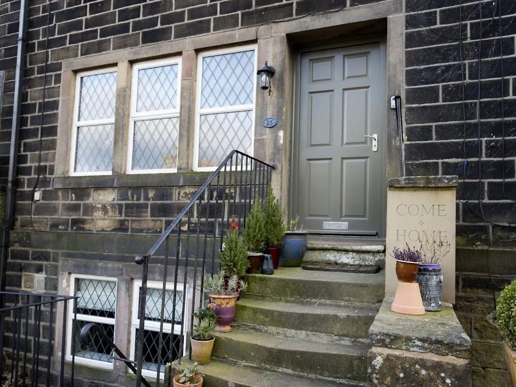 Exquisite Bronte Country Cottage - Free Parking Haworth Reino Unido